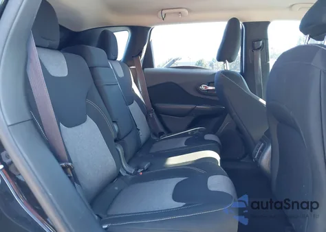 2014 Jeep Cherokee Sport z USA, uszkodzony, nr VIN 1C4PJLAB4EW217102